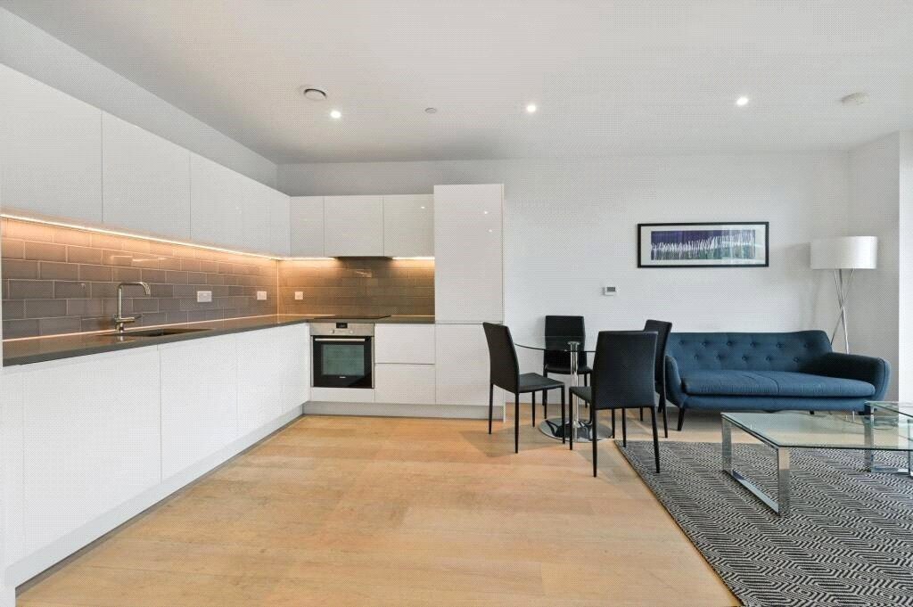 Schooner Road, London, E16 Image 3