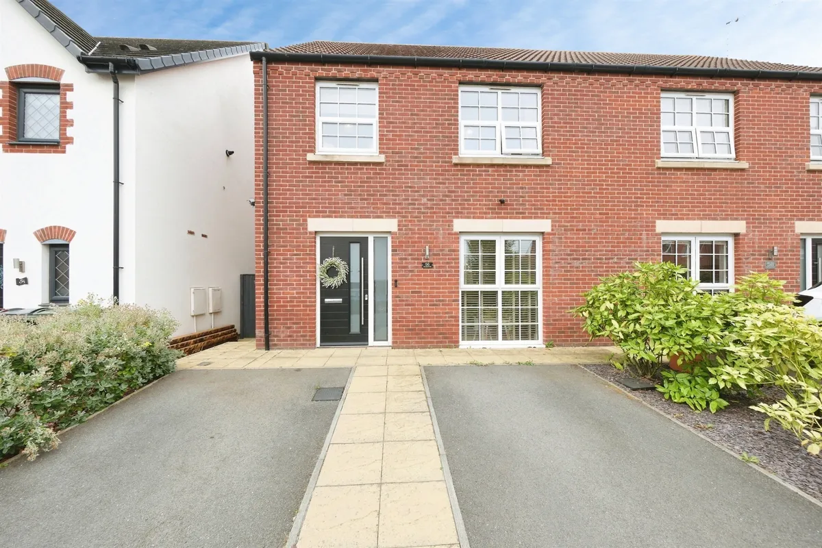 Wheatsheaf Way, Clowne, Chesterfield