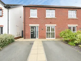 Wheatsheaf Way, Clowne, Chesterfield photo