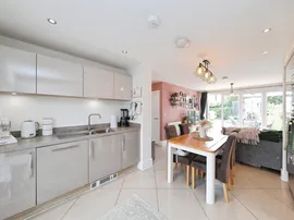 Wheatsheaf Way, Clowne, Chesterfield thumb 3