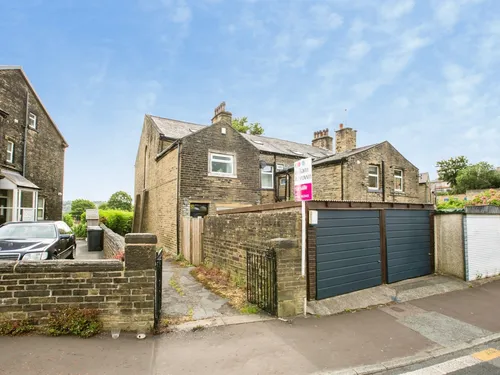 Savile Park Road, Halifaxphoto