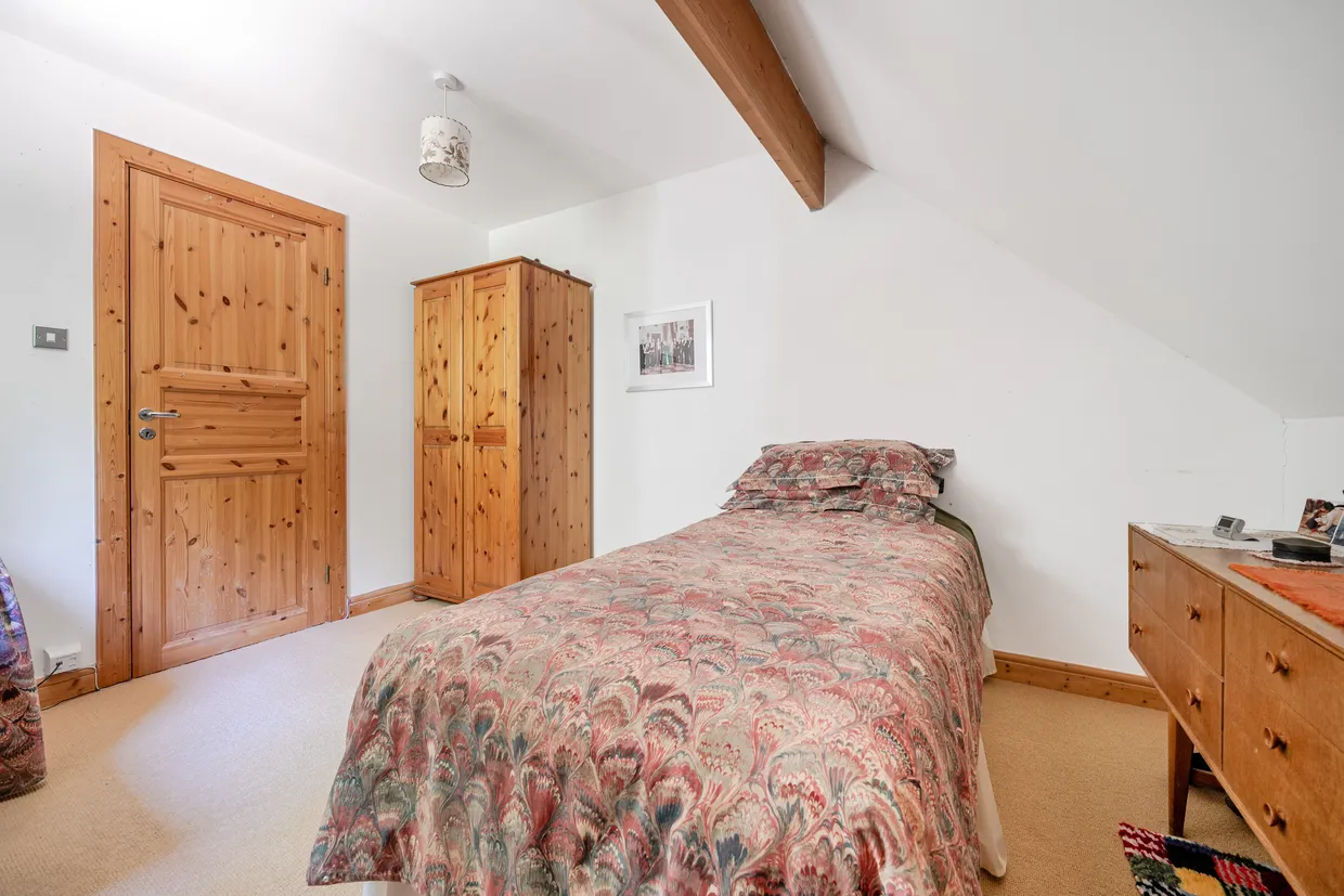 Henley Road, Marlow, SL7 photo 6