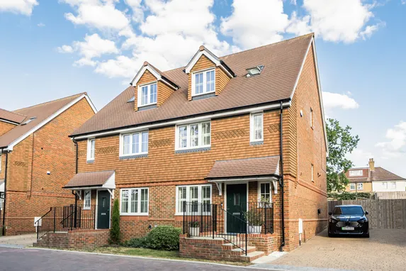 Fenton Close, Potters Bar, EN6