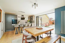 Miles East, Harwell, Didcot