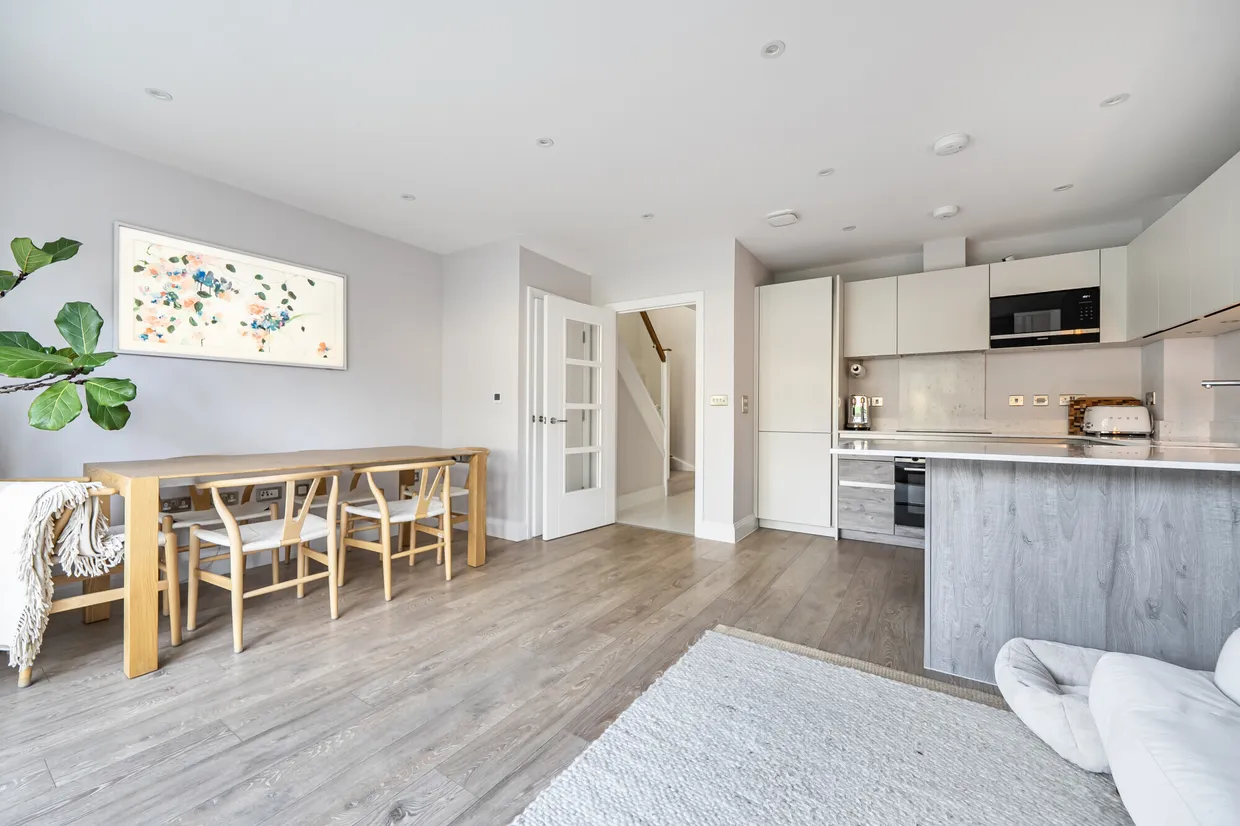 Fenton Close, Potters Bar, EN6 photo 6