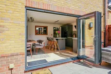 Miles East, Harwell, Didcot