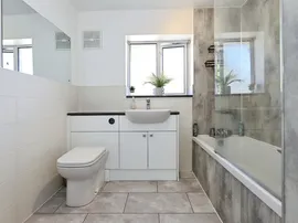 Comberton Park Road, Kidderminster thumb 3