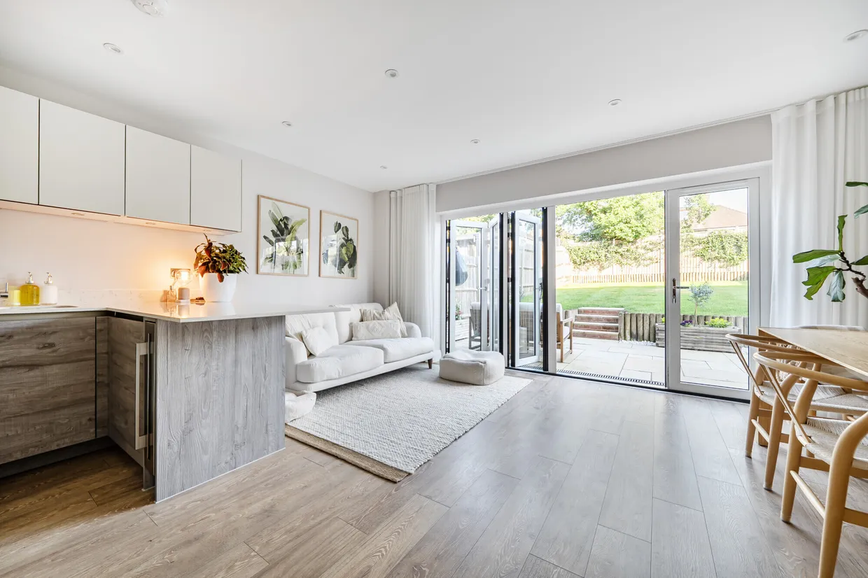 Fenton Close, Potters Bar, EN6 photo 8