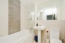 Miles East, Harwell, Didcot