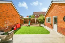 Miles East, Harwell, Didcot
