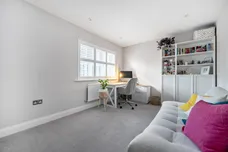 Fenton Close, Potters Bar, EN6 photo 11