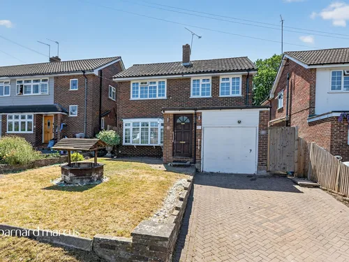 Grosvenor Road, Epsomphoto