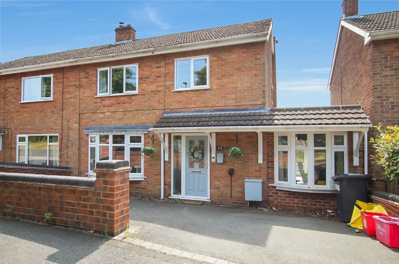 Mease Close, Swadlincote Image 1