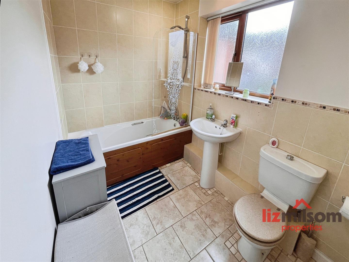 Oversetts Road, Newhall, Swadlincote Image 17