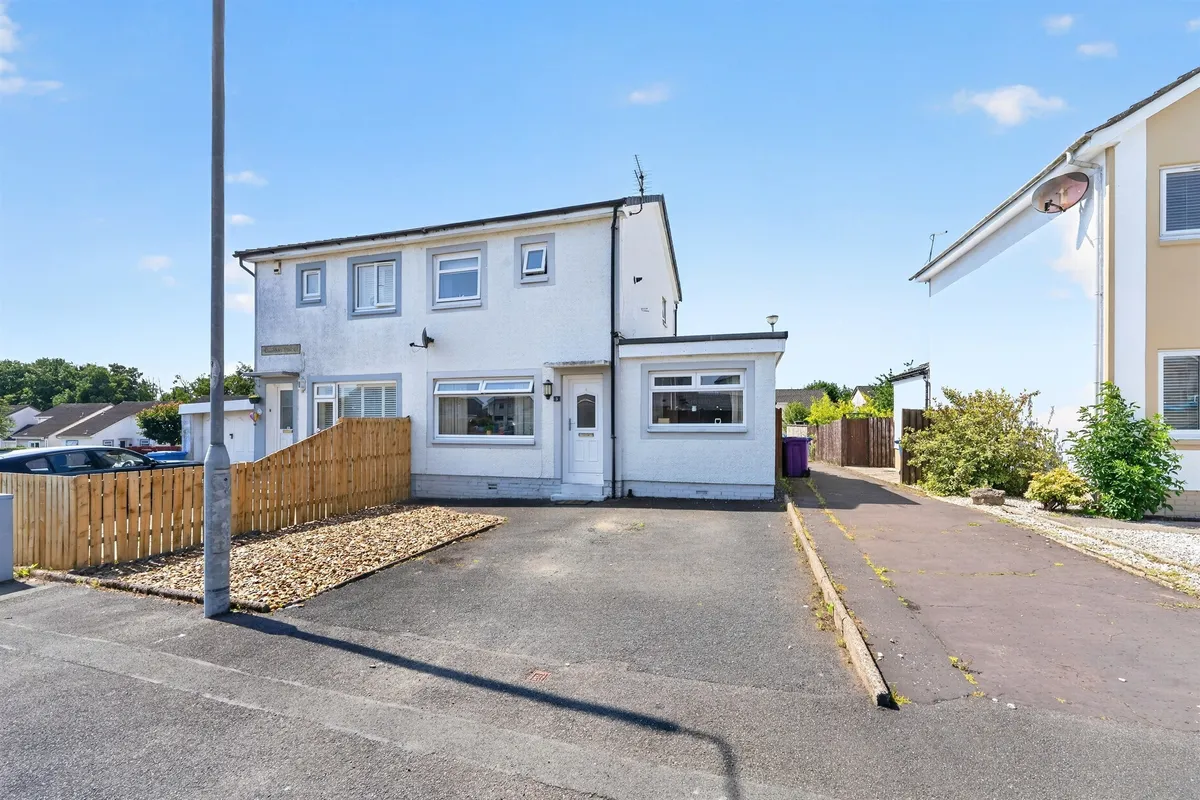 Cathkin Place, Kilwinning