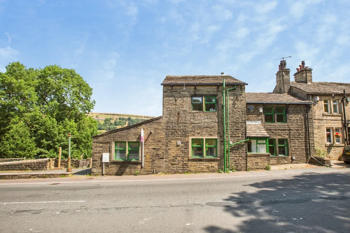 Oldham Road, Rishworth
