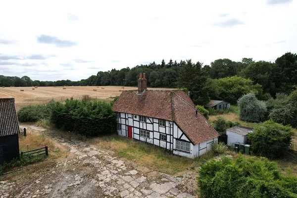 Redhouse Farmhouse, Monk Sherborne, RG26