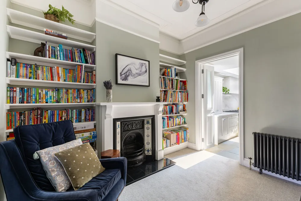 Hindmans Road, London, SE22