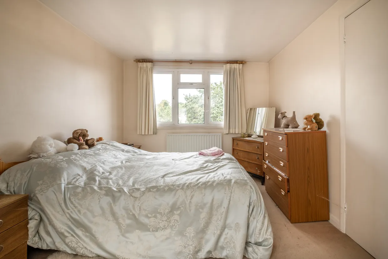 Shalstone Road, London, SW14 photo 13