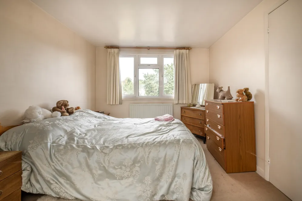 Shalstone Road, London, SW14 photo 13