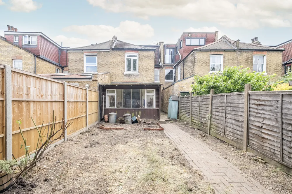Shalstone Road, London, SW14