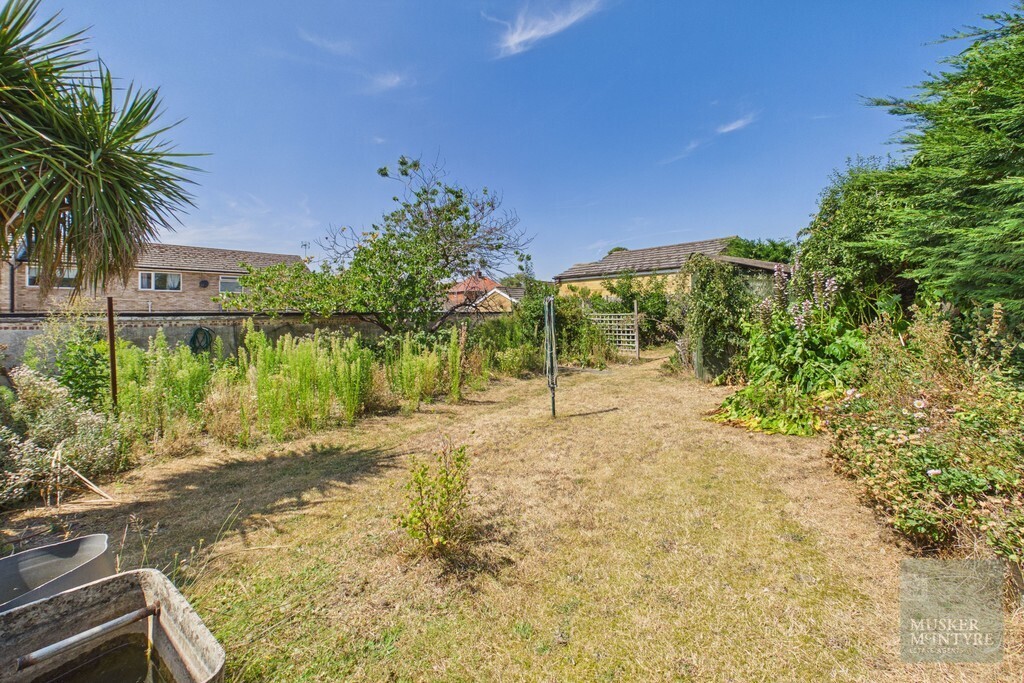 Hardley Road, Chedgrave Image 14