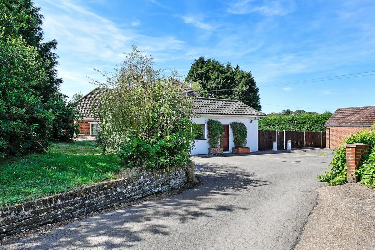 Farleigh Court Road, Warlingham, Surrey, CR6