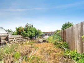 Hill Crescent, Brogborough, Bedford thumb 3