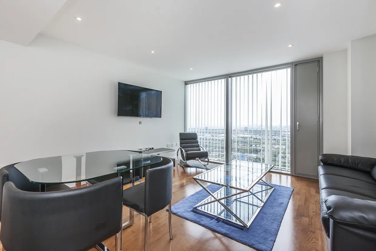 Landmark East, E14 photo 6