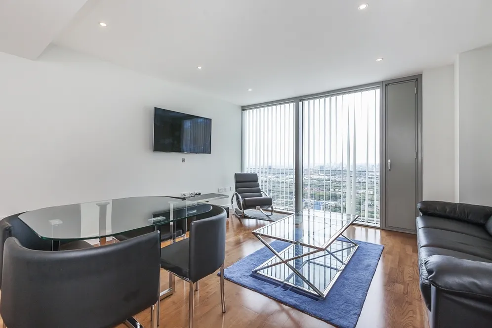 Landmark East, E14 photo 6