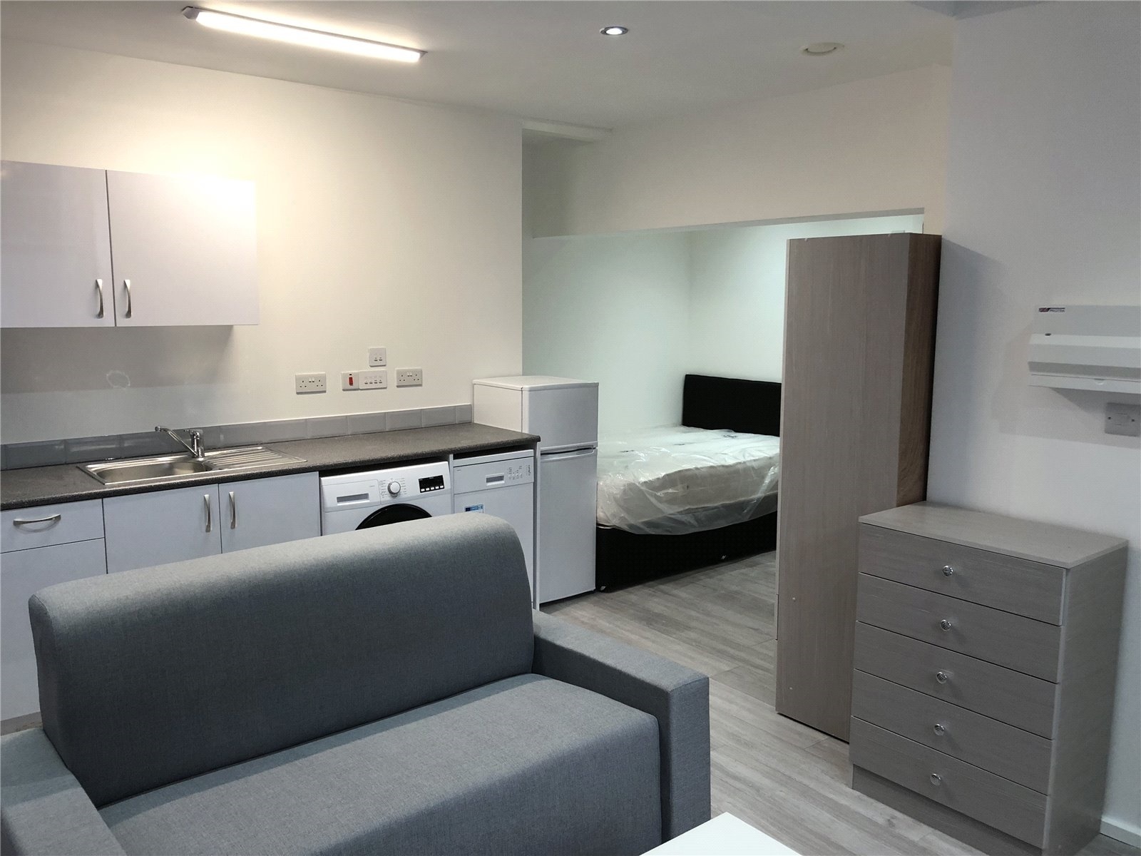 Park House Apartments, 10 Rook Street, Huddersfield, HD1 Image 1