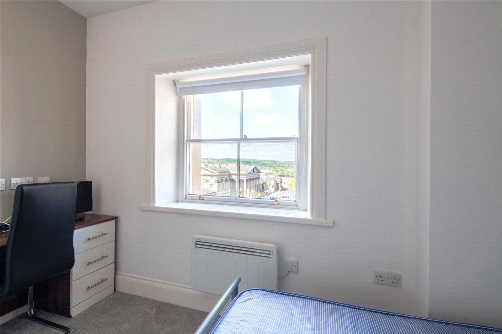 Tite Hall, Huddersfield, HD1 Image 7