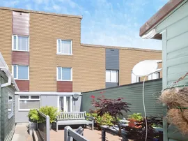 Cadeleigh Close, Bransholme, Hull photo