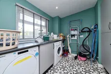 Cadeleigh Close, Bransholme, Hull