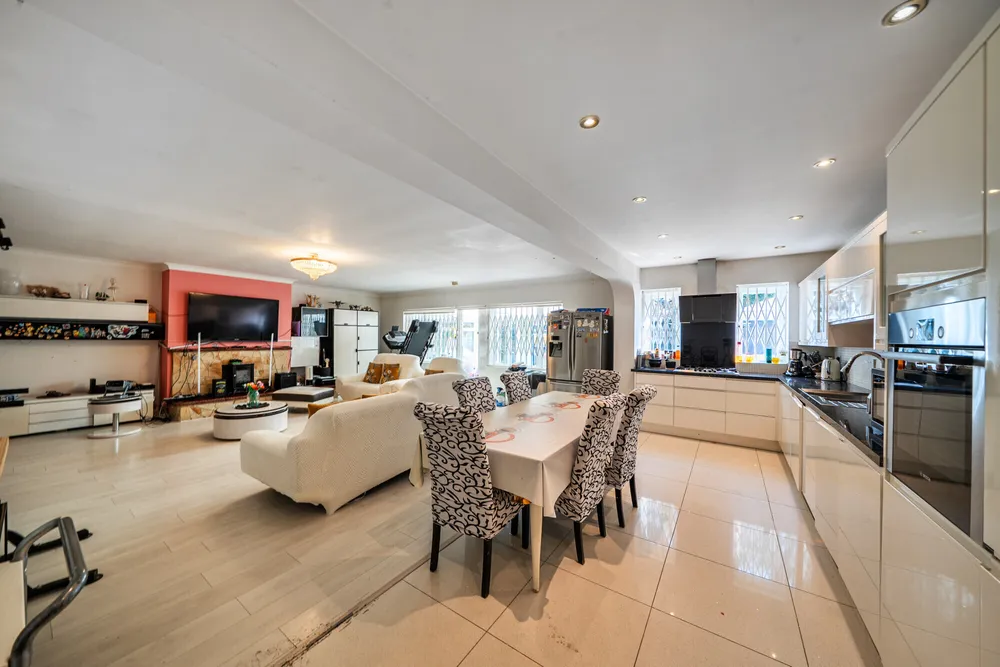 Elgin Drive, Northwood, HA6