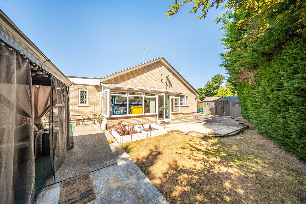 Elgin Drive, Northwood, HA6