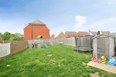 Warren Drive, Battle
