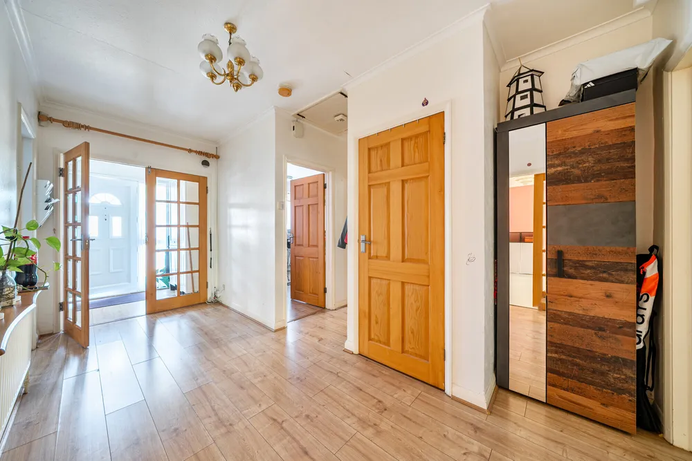 Elgin Drive, Northwood, HA6