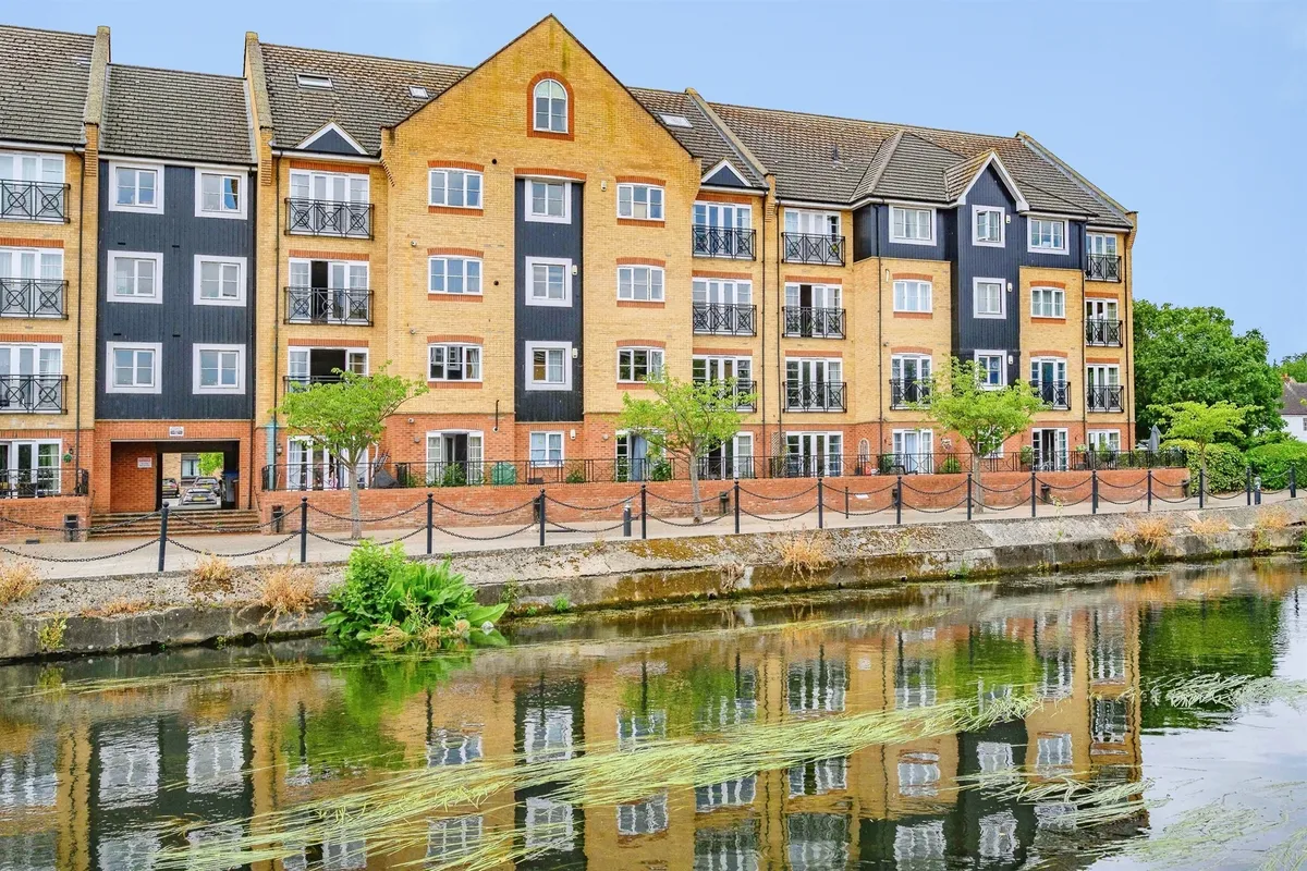 Stationers Place, Hemel Hempstead