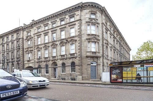 Tite Hall, Huddersfield, HD1 Image 3
