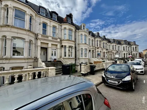 Alhambra Road, SOUTHSEAphoto