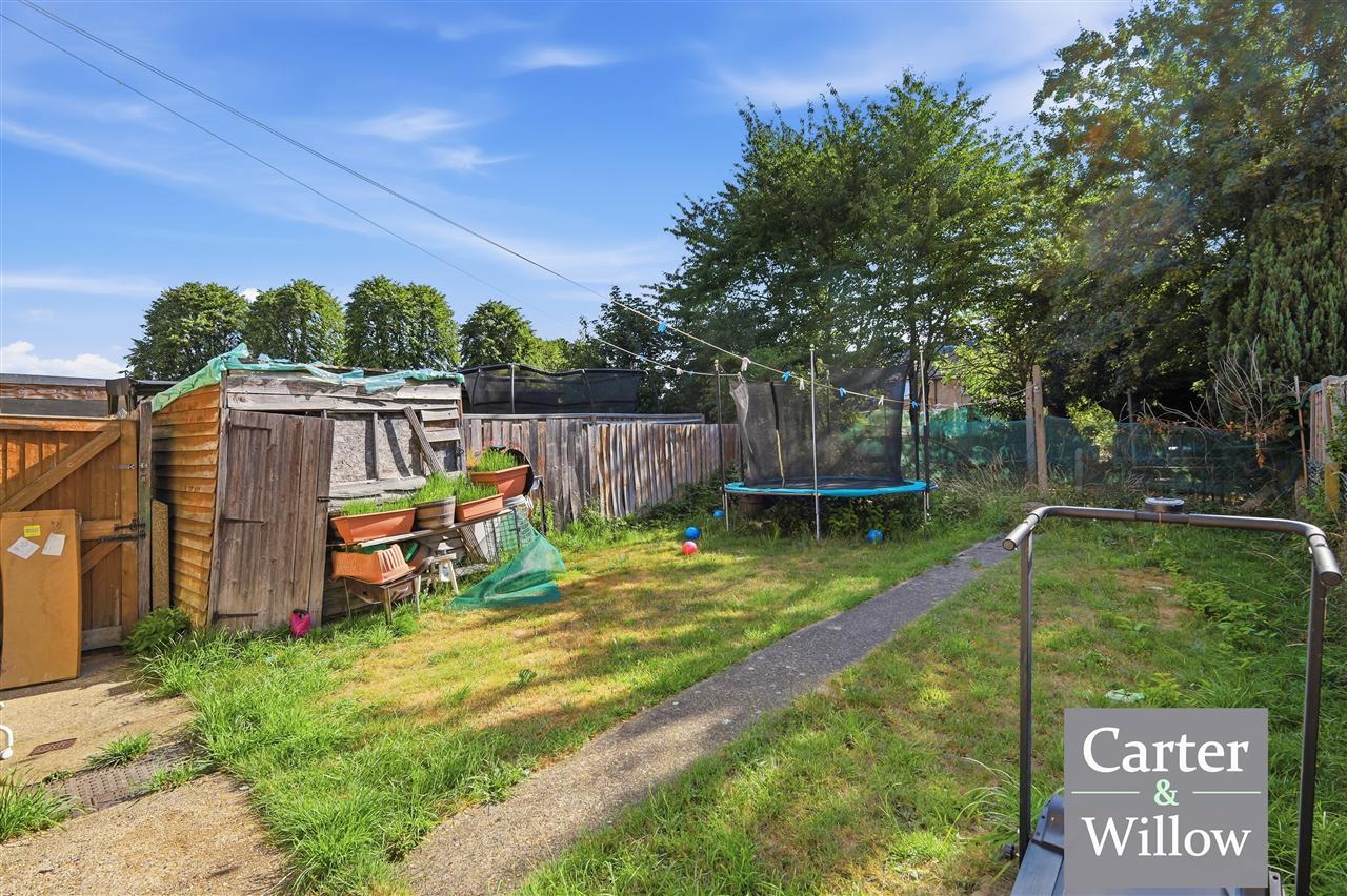 Hedingham Road, Dagenham, Essex Image 14