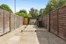 Lister Avenue, Bradford