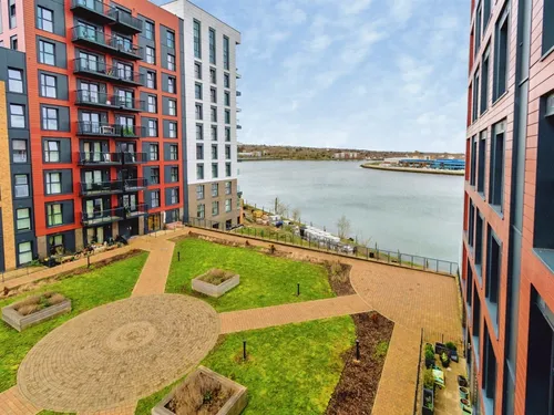 Meridian Way, SOUTHAMPTONphoto