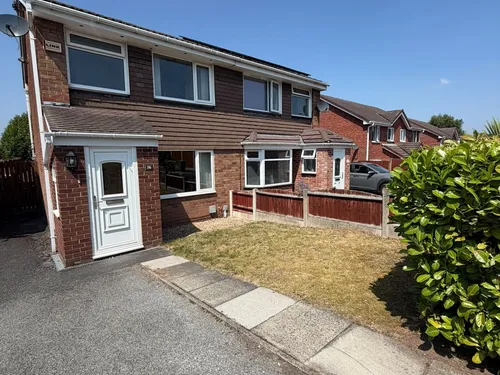 Wayford Close, FRODSHAMphoto