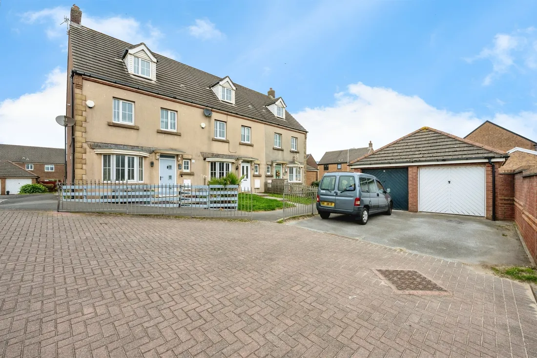 Property photo 9