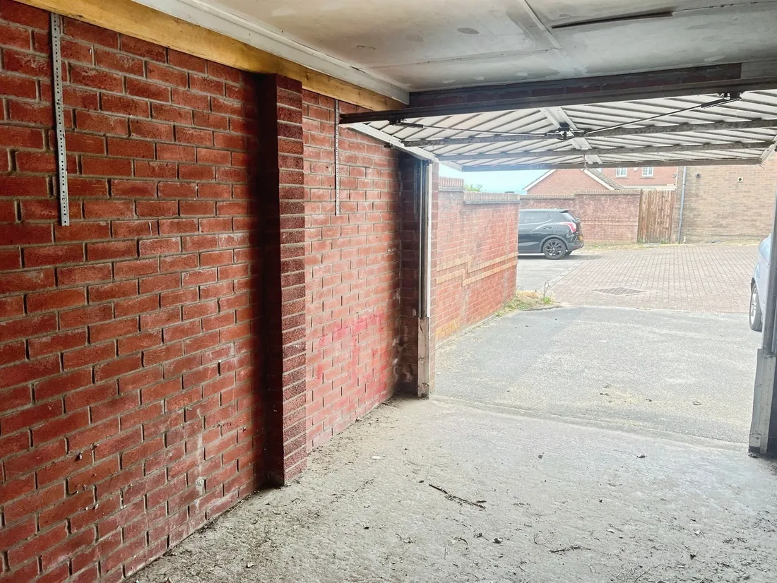 Property photo 24