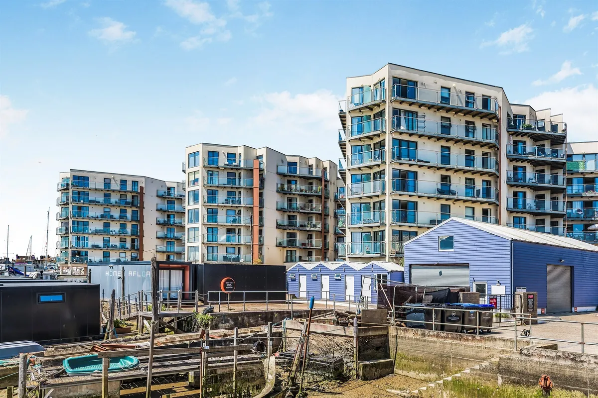 Brighton Road, Shoreham-By-Sea