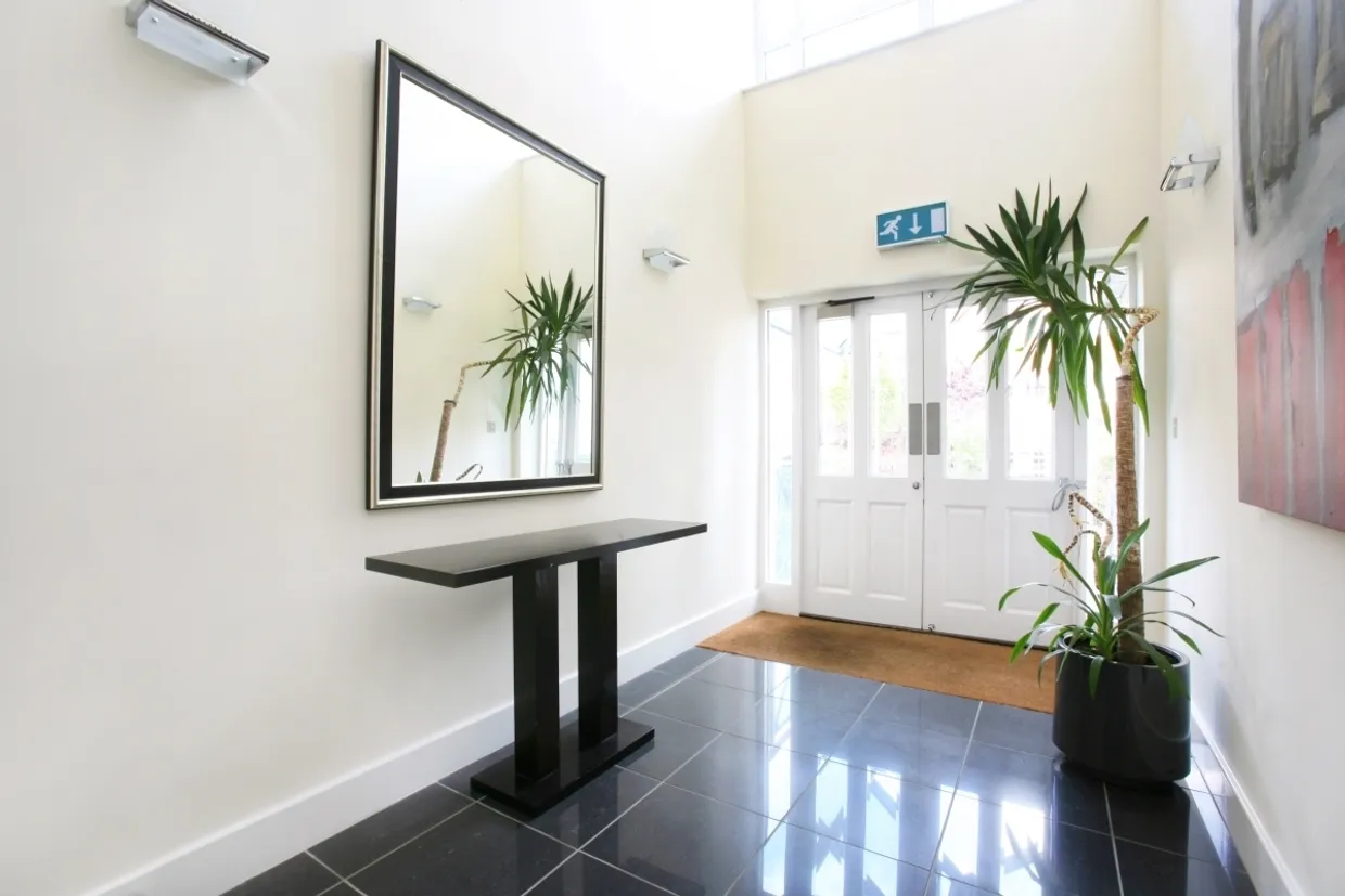 Dene House 79 Frances Road SL4 photo 4