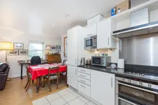 Dene House 79 Frances Road SL4 photo 5